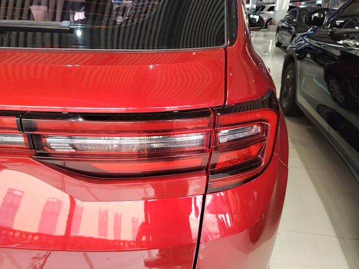 CS35PLUS 2019 1.6L MT Upgraded photo 7