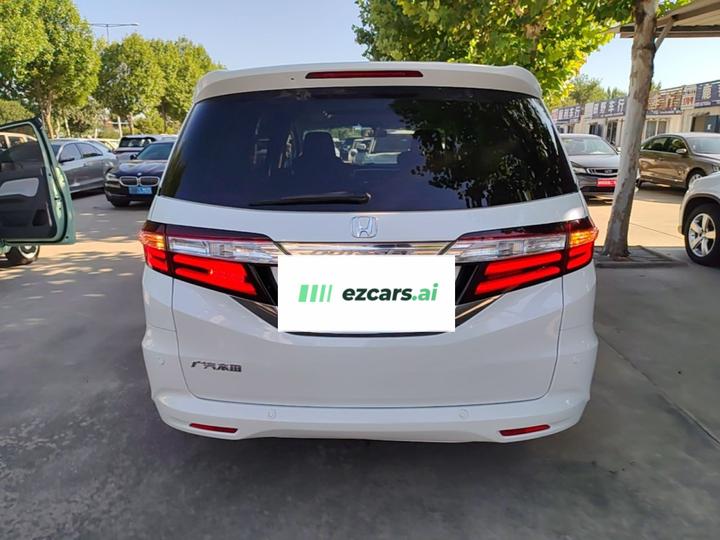 Odyssey 2015 Facelift 2.4L Smart photo 3