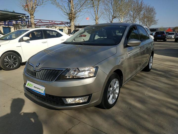 Rapid 2015 1.6L AT