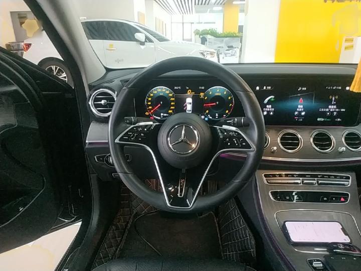 E-Class 2023 Facelift E 300 L Luxury photo 6