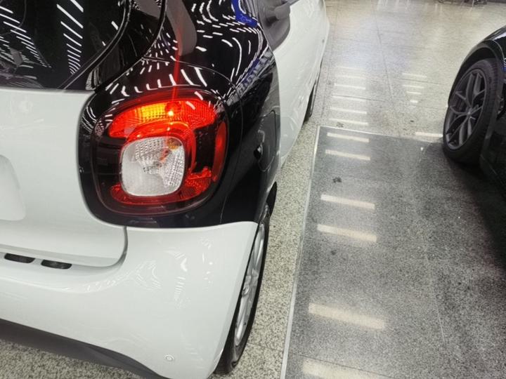 fortwo 2015 1.0L 52 Coupe photo 7