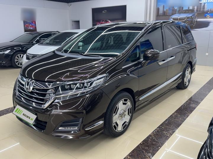 Elysion 2016 2.4L Luxury