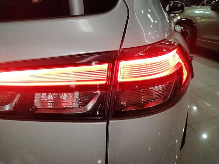 Frontlander 2022 2.0L CVT Luxury PLUS photo 7
