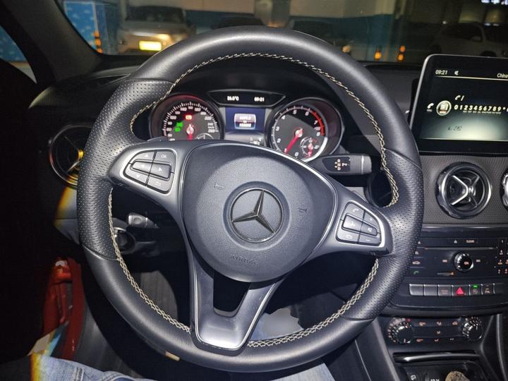 GLA 2017 GLA 200 Dynamic photo 7
