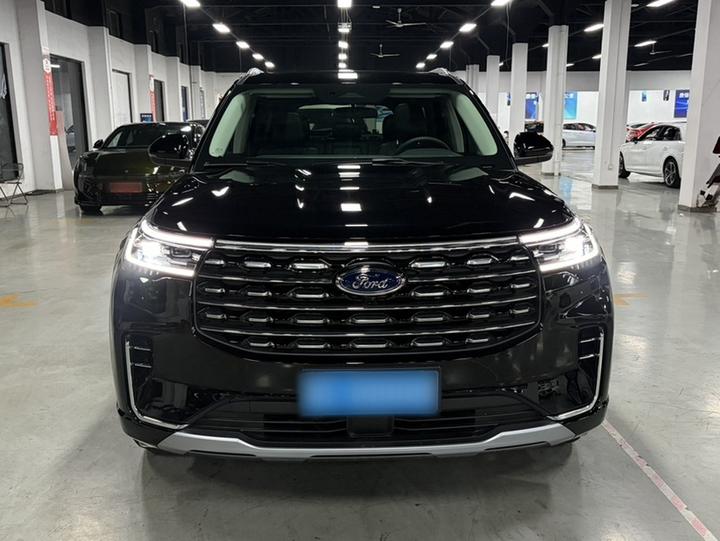 Explorer 2025 2.3T EcoBoost AWD 5-Seater photo 2