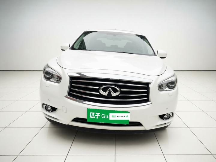 JX 2013 JX35 RWD Excellence photo 2
