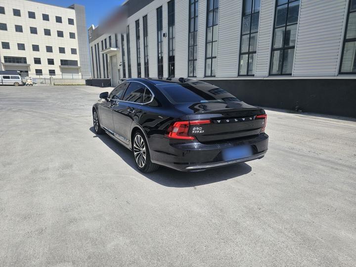 S90 2023 B5 Luxury photo 4