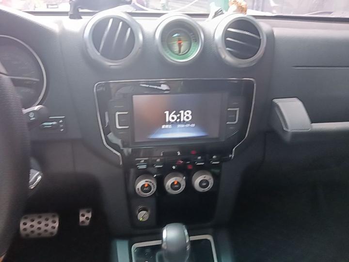 BJ40 2016 40L 2.3T AT AWD Exclusive photo 7