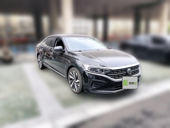 Passat 2023 Facelift 330TSI Luxury photo 3