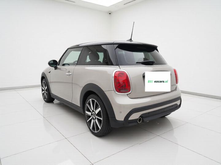 2022 1.5T COOPER photo 4