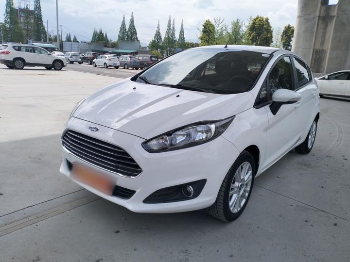 2013 Hatchback 1.5L AT Fashion