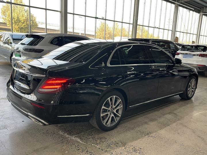 E-Class 2020 Facelift E 260 L photo 4