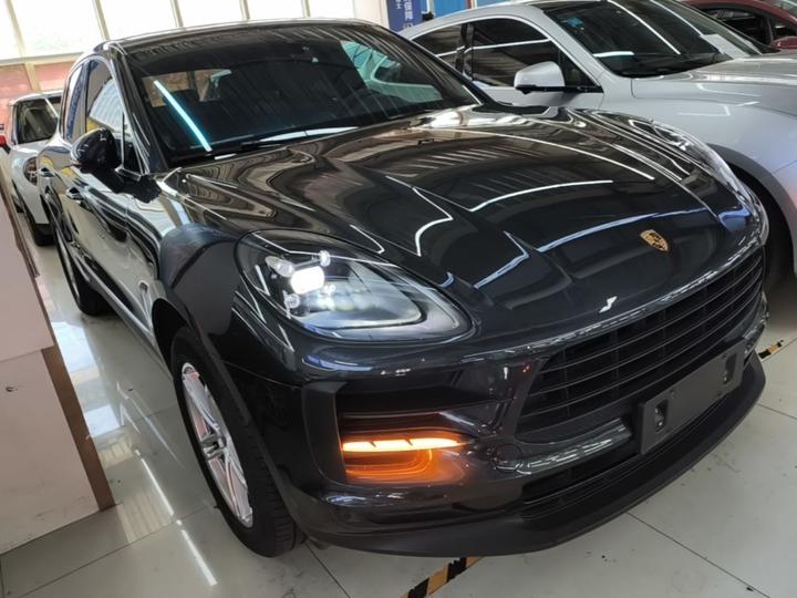 2021 Macan 2.0T photo 3