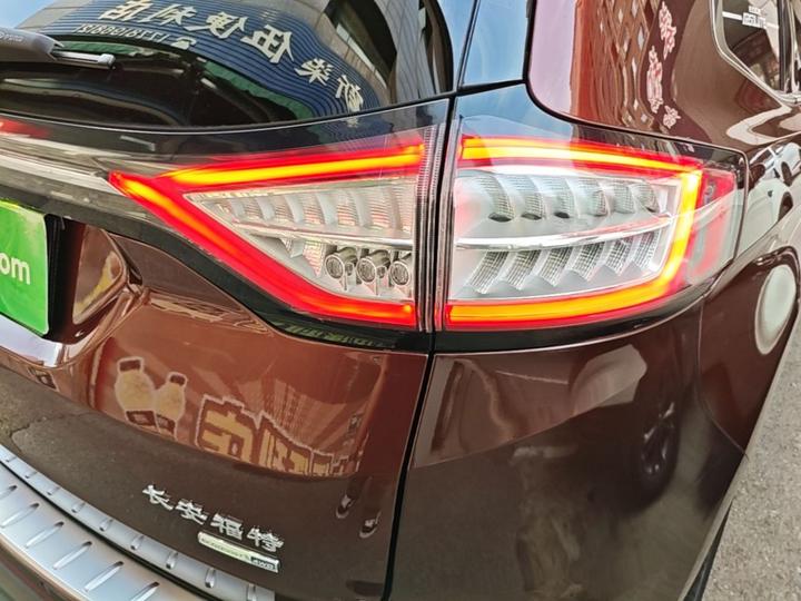Edge 2016 EcoBoost 245 AWD 7-Seater photo 7
