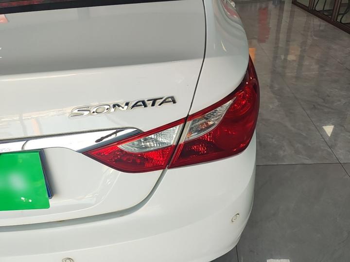 Sonata 2013 2.0L AT Fashion photo 7