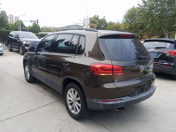 Tiguan 2015 1.8TSI AT RWD Comfort photo 4