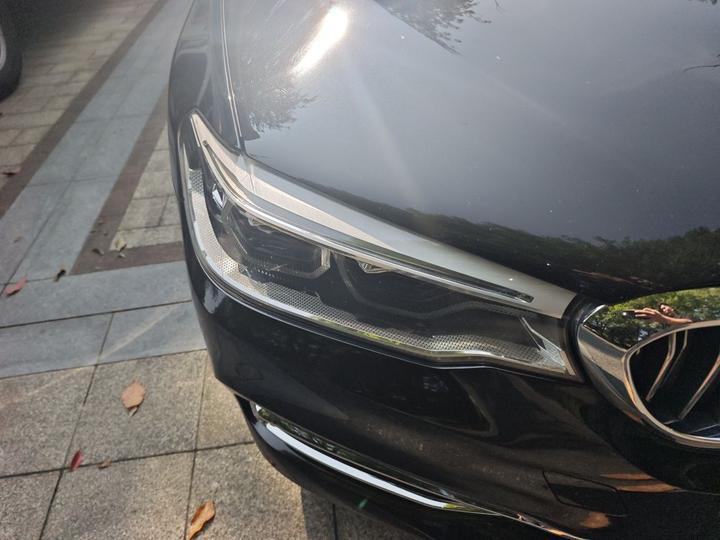 5 Series EV 2020 Upgraded 530Le Luxury photo 7
