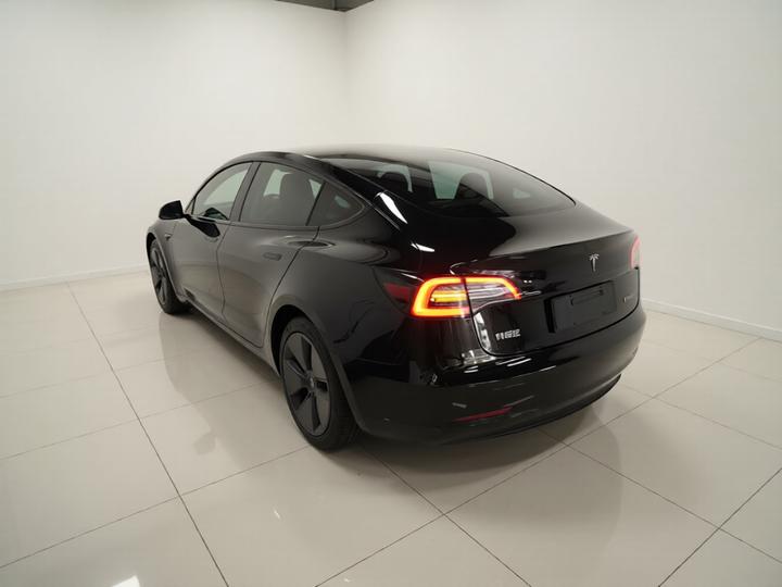 Model 3 2022 RWD photo 4