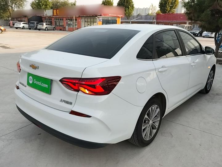 Cruze 2022 320 AT photo 4