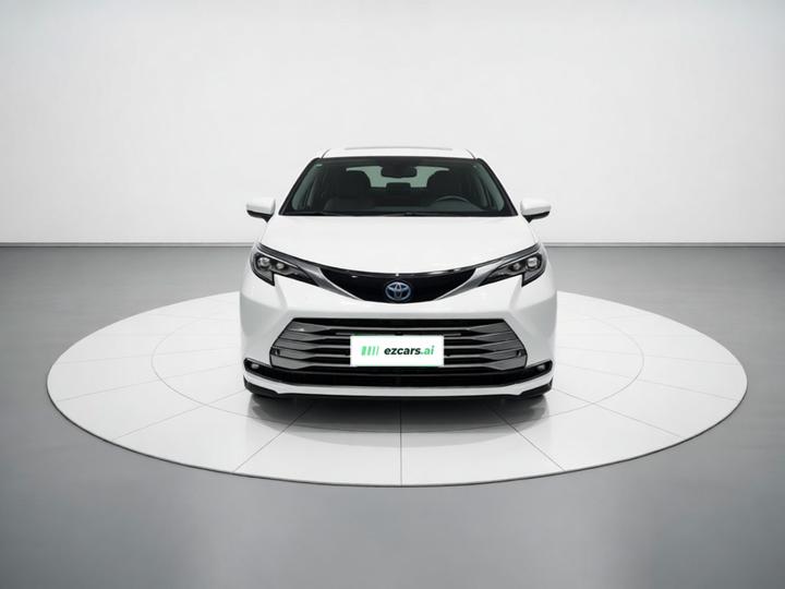 Sienna 2021 2.5L Hybrid Platinum photo 2