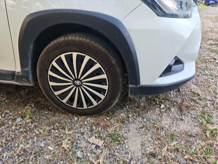 YARiS L 2022 X 1.5L CVT Leading PLUS photo 8