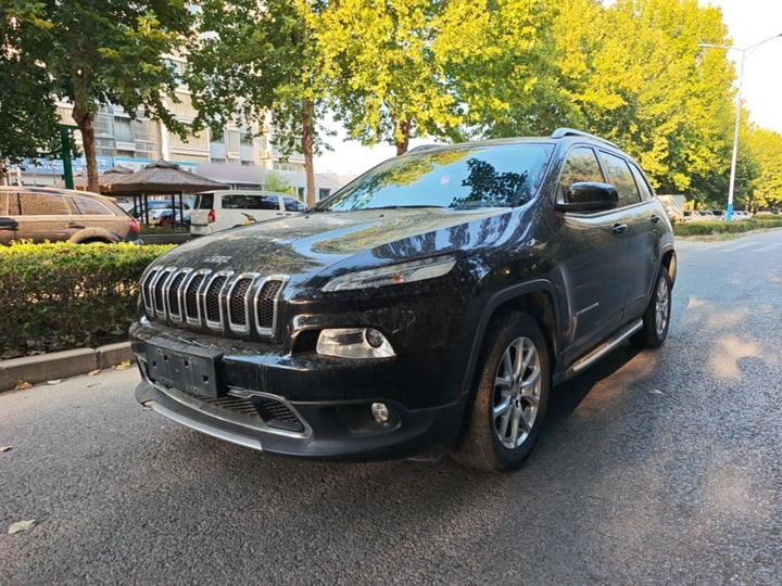 Cherokee 2017 2.4L Leading Smart