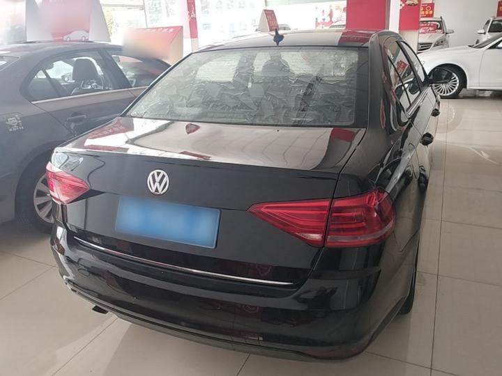 Lavida 2017 1.6L AT photo 3