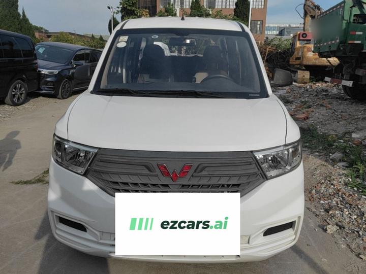 Wuling Hongguang V 2021 1.5L LAR photo 2