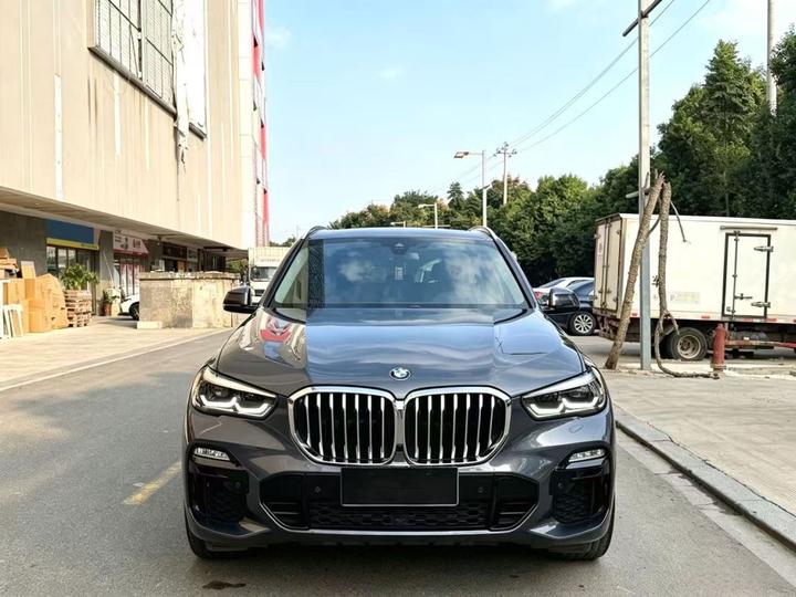 X5 Imported 2020 xDrive30i M Sport Package photo 2
