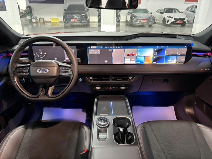 Mondeo 2026 2.0T EcoBoost E Hybrid Sport ST-Line photo 3