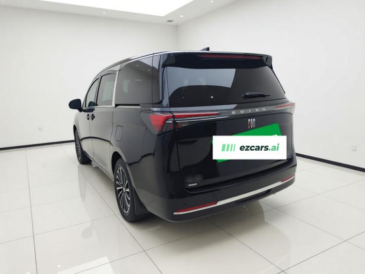 GL8 EV 2025 Smart photo 4
