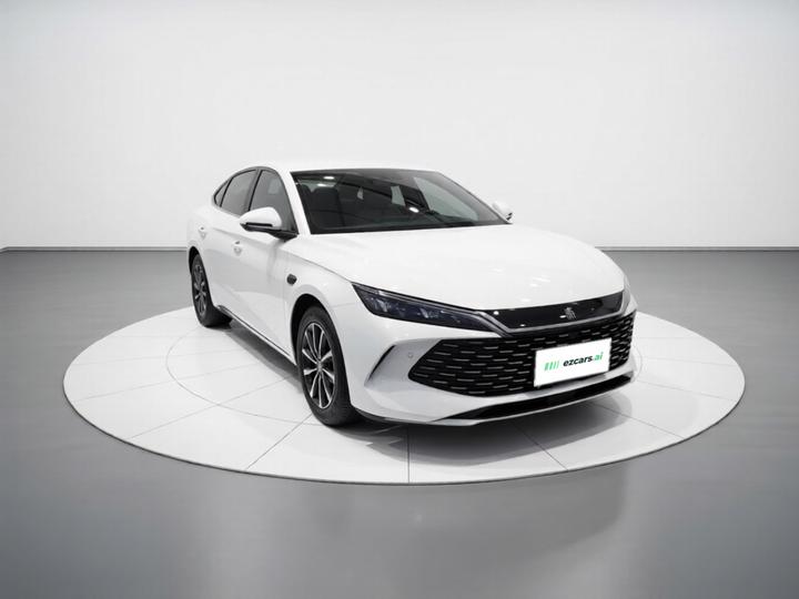 Qin L 2025 DM-i ADAS 80KM Leading photo 3