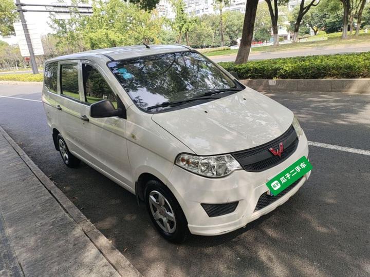 Wuling Hongguang 2015 1.2L S Base China V photo 3
