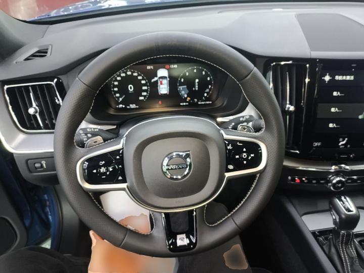 XC60 2019 T5 AWD Sport China V photo 5