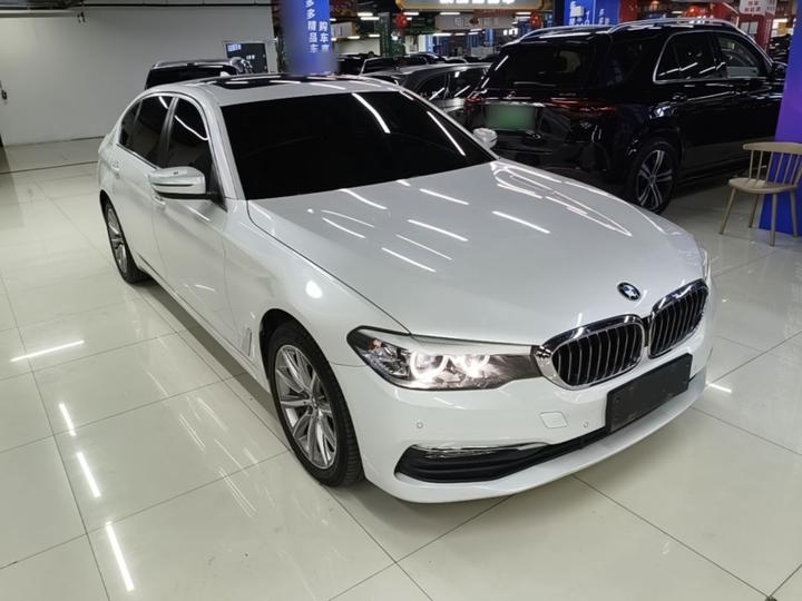 5 Series 2018 528Li Special photo 3