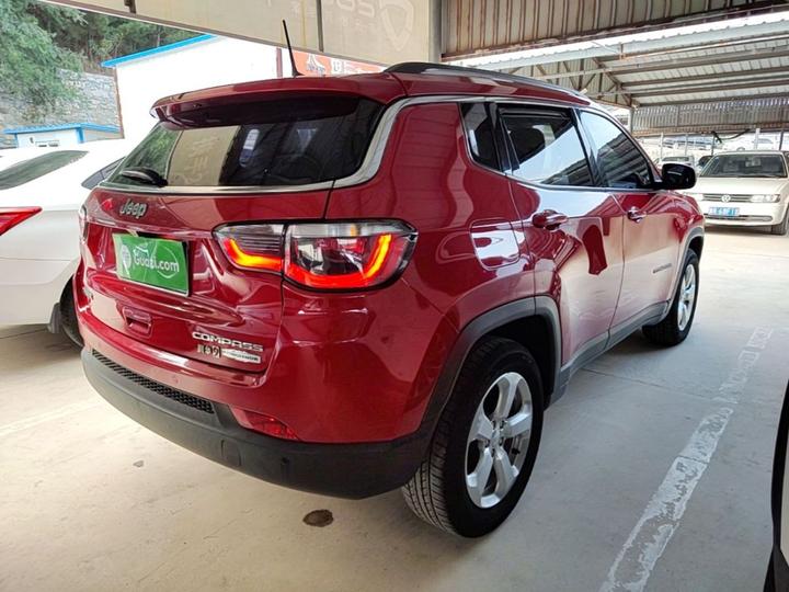 Compass 2017 200T AT photo 6