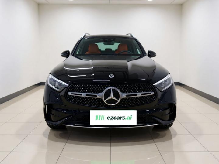 GLC 2024 Facelift GLC 300 L 4MATIC Dynamic 5-Seater photo 2