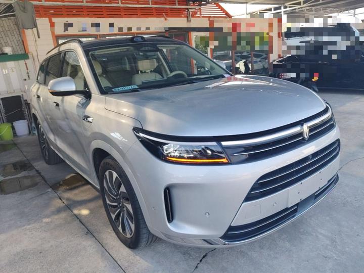 HIMA AITO M7 2024 1.5T ADAS AWD Max 5-Seater photo 3