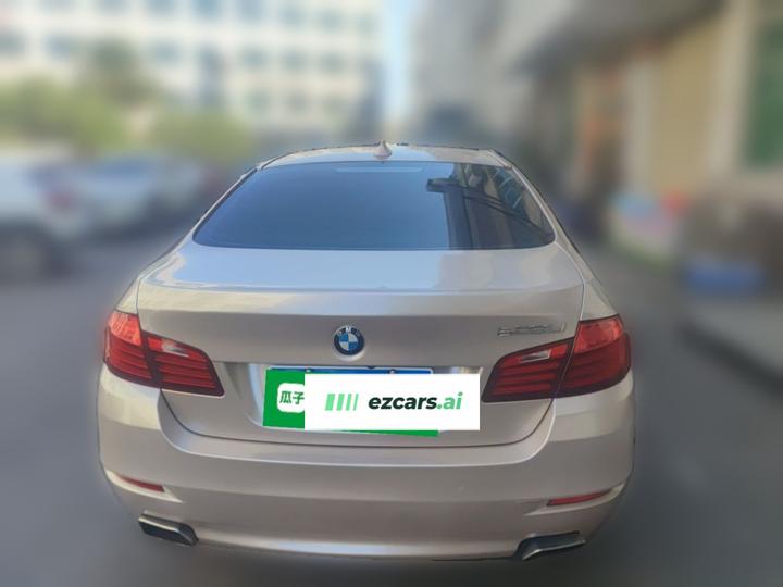 5 Series 2017 528Li Leading photo 5