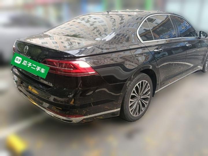 2021 380TSI Luxury photo 6