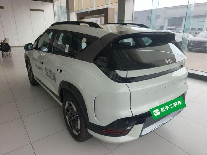 EO 2025 RWD TECH 64.2kWh photo 4