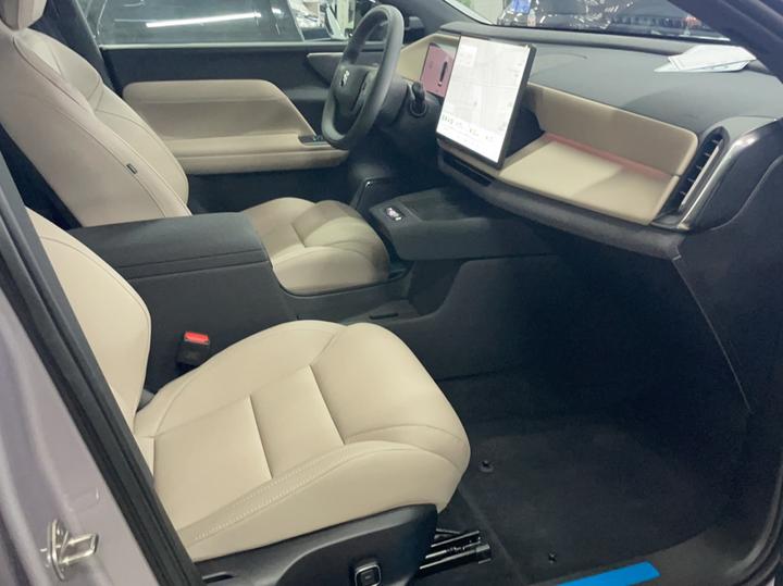 XC70 Hybrid 2026 AWD Extended Range Core photo 4