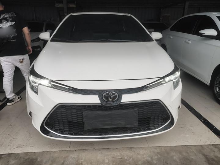Levin 2022 185T CVT Luxury photo 2