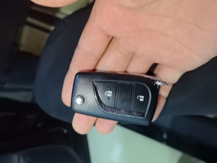 RAV4 2023 2.0L CVT RWD photo 8