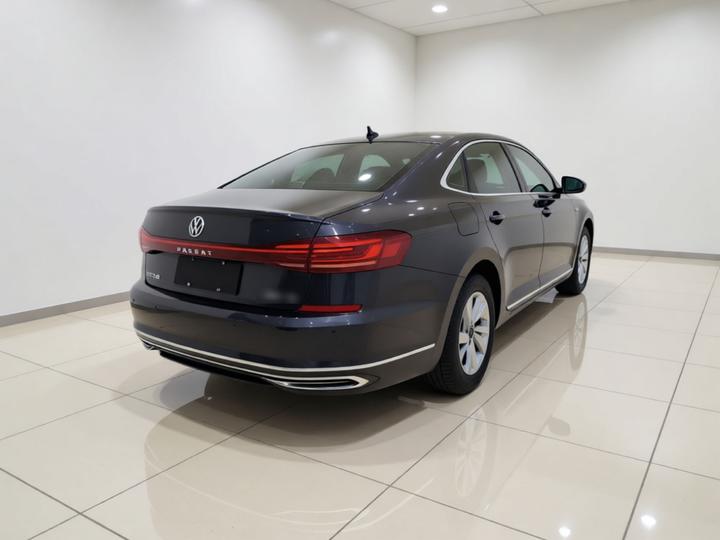 Passat 2023 Facelift 280TSI Business photo 4