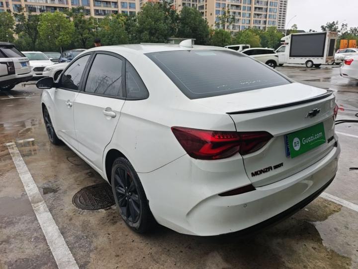 Cruze 2019 Redline 320T DCT China VI photo 4