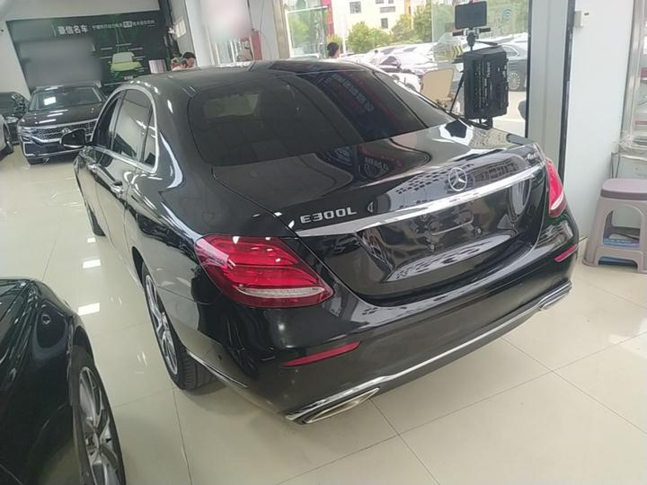 E-Class 2018 Facelift E 200 L photo 4