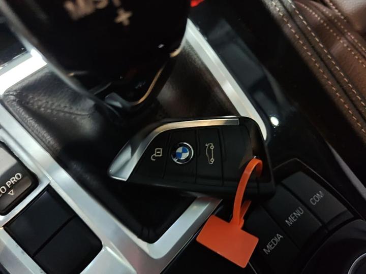 1 Series 2020 120i M Sport Package photo 8