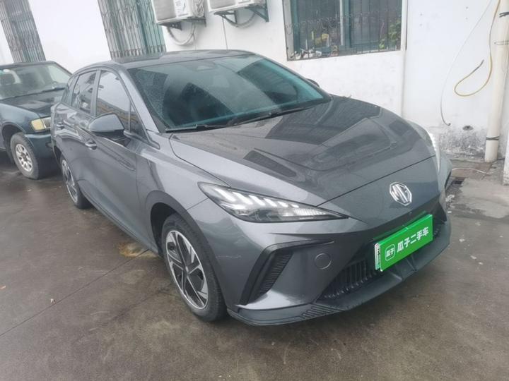 MG4 EV 2023 415km Champion photo 3