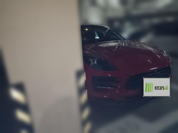 2021 Macan 2.0T photo 3